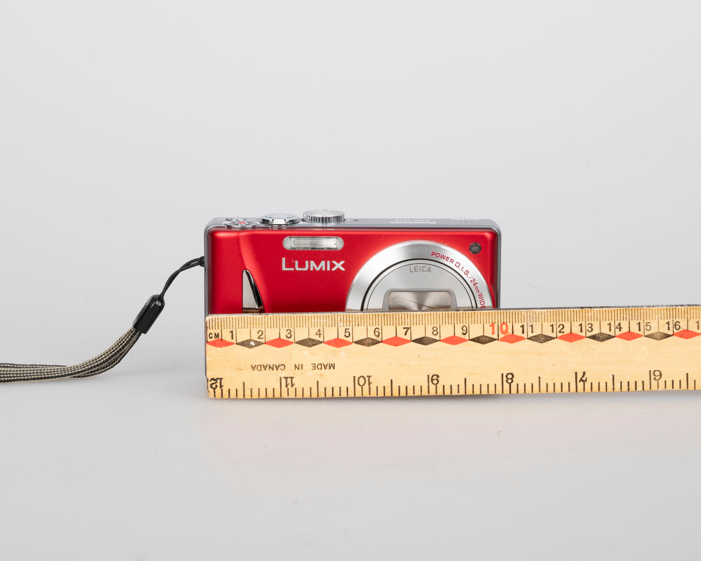 Panasonic Lumix DMC-ZS15 12 MP digicam w/ Leica DC Vario-Elmarit lens + charger + battery + 8GB SD card