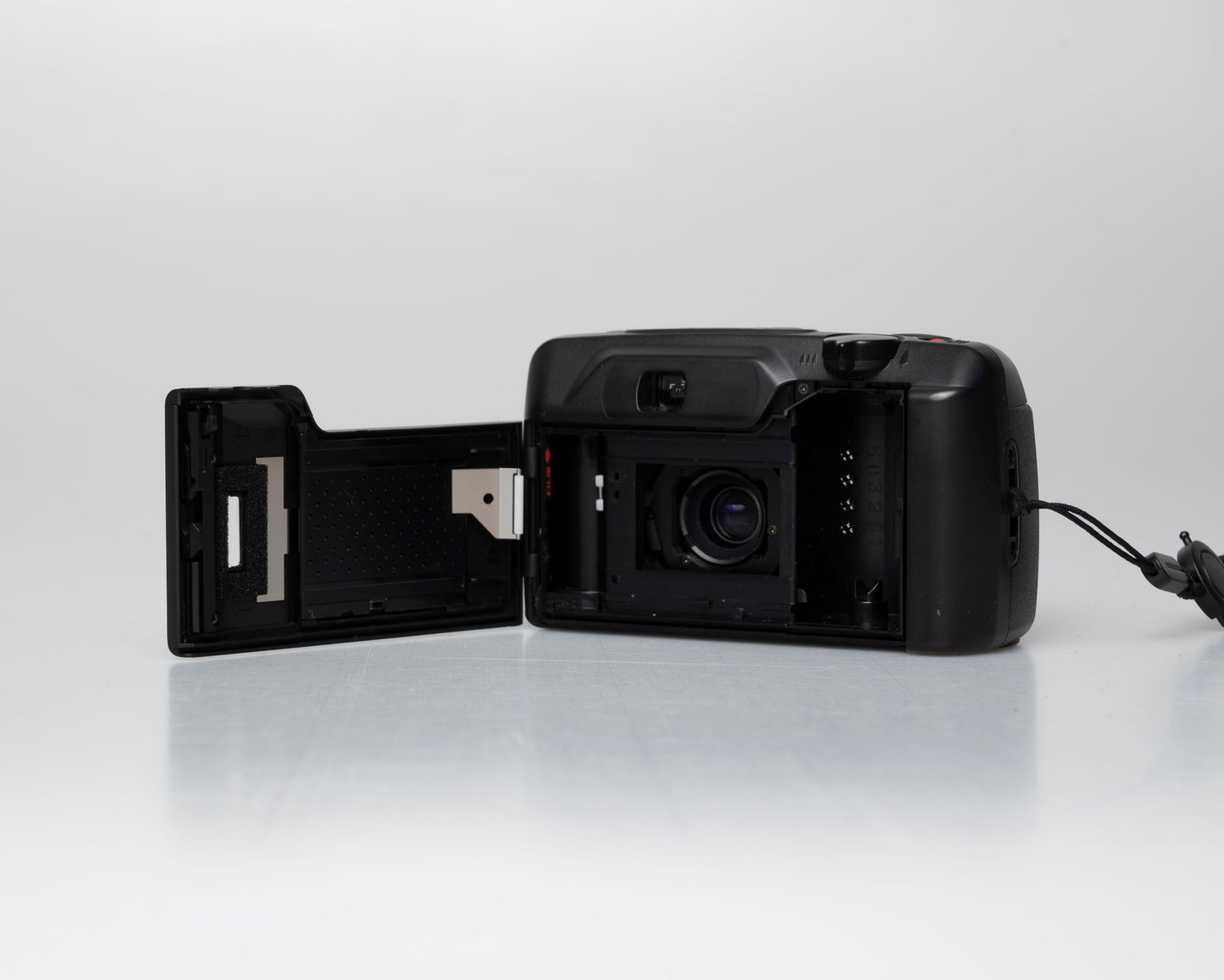 Appareil photo Pentax IQZoom EZY-R 35mm (numéro de série 3918993)