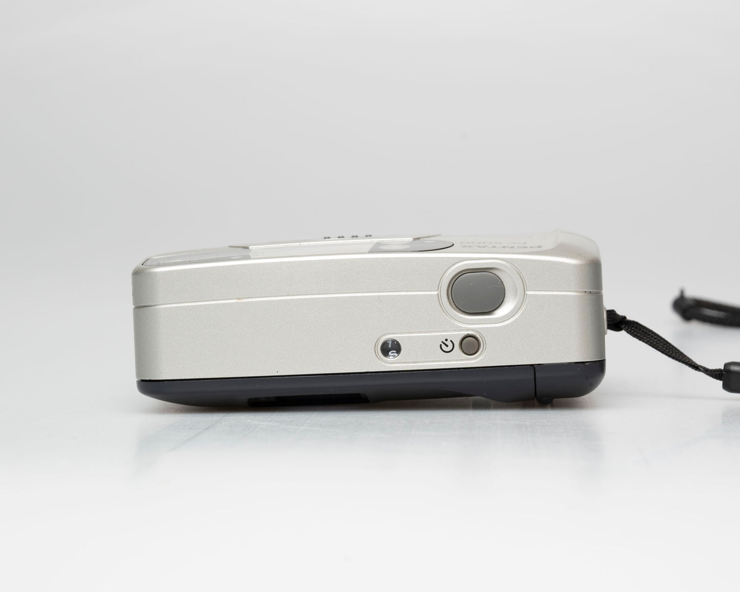 Pentax PC-5000 AF 35mm camera (serial 8554250)