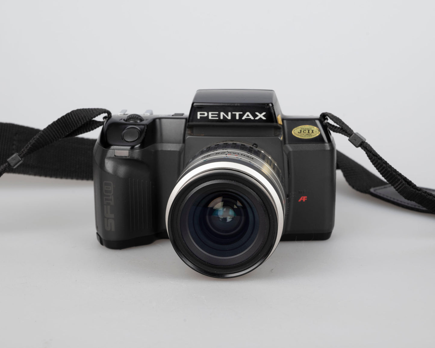 Pentax SF10 35mm SLR w/ SMC Pentax-FA 28-80mm zoom lens (serial 4195760)