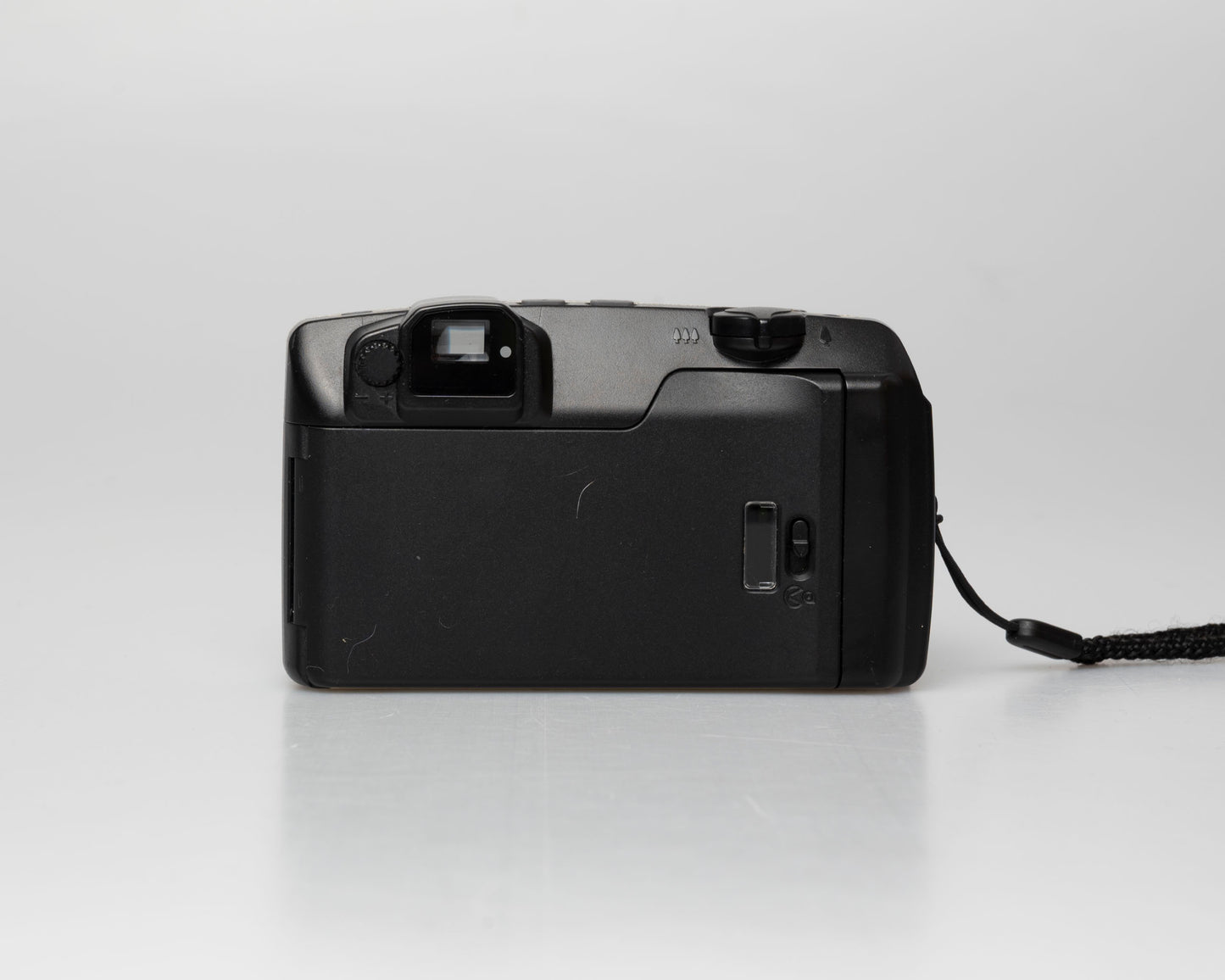 Pentax Espio 105G 35mm camera  w/ case (serial 9917886)