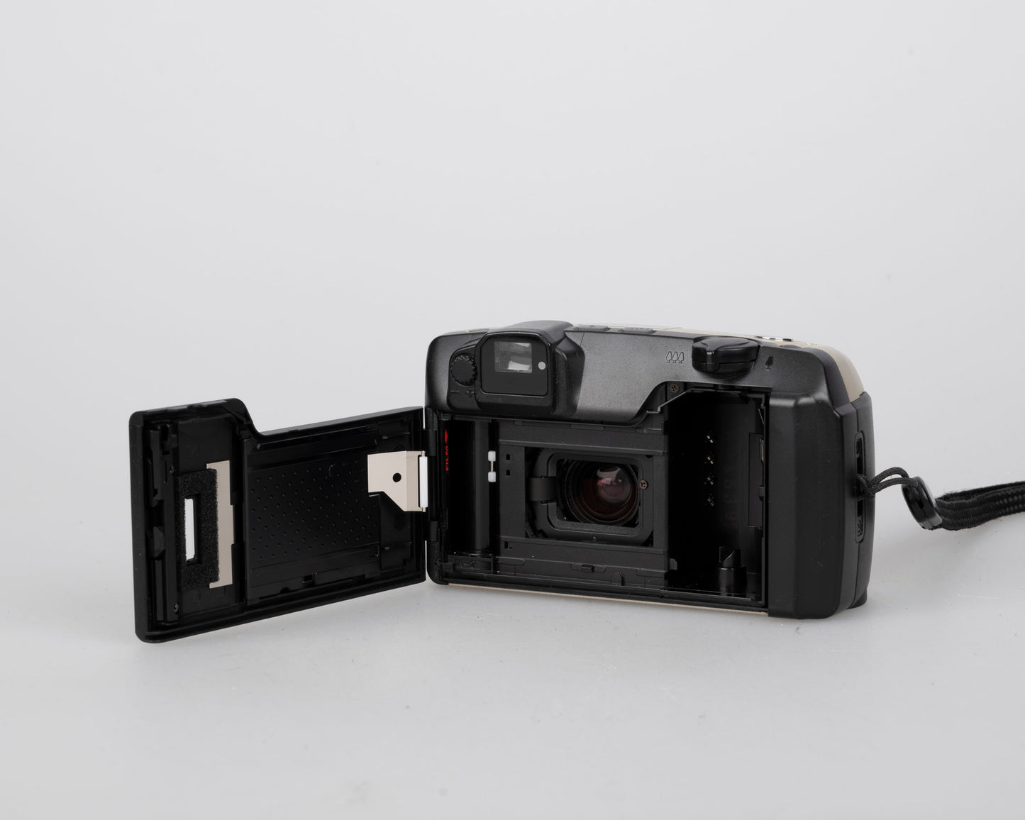 Appareil photo Pentax Espio 105G 35mm avec étui (numéro de série 2157016)