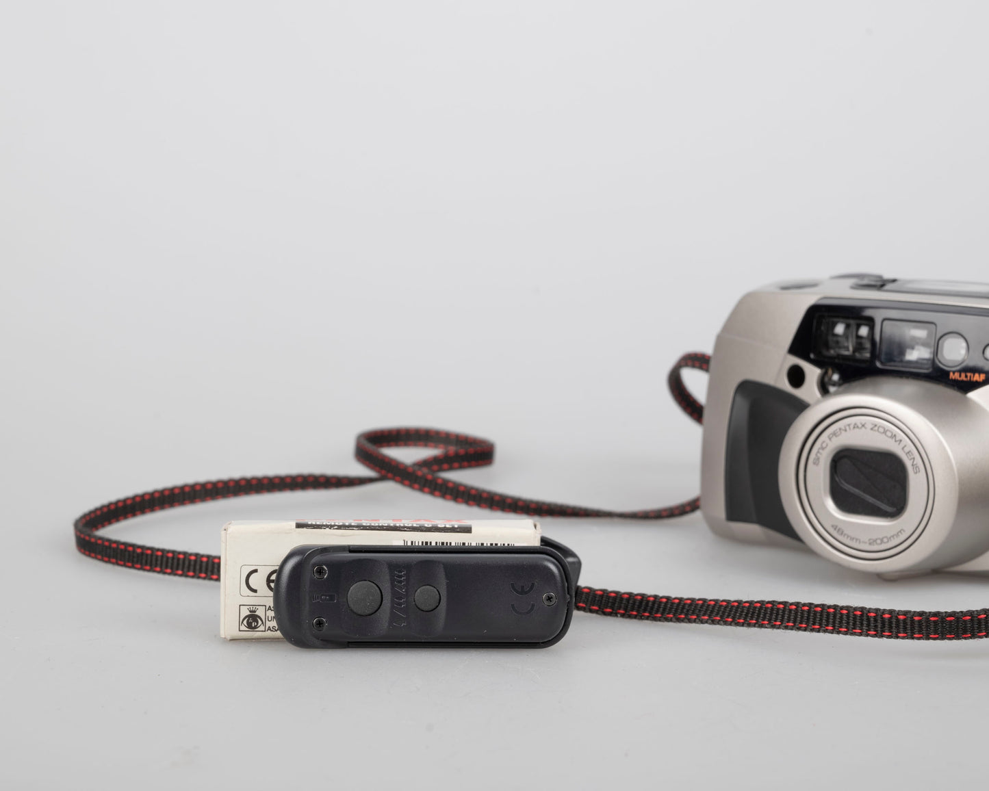 Appareil photo Pentax Espio 200 35 mm avec télécommande (numéro de série 2057467)