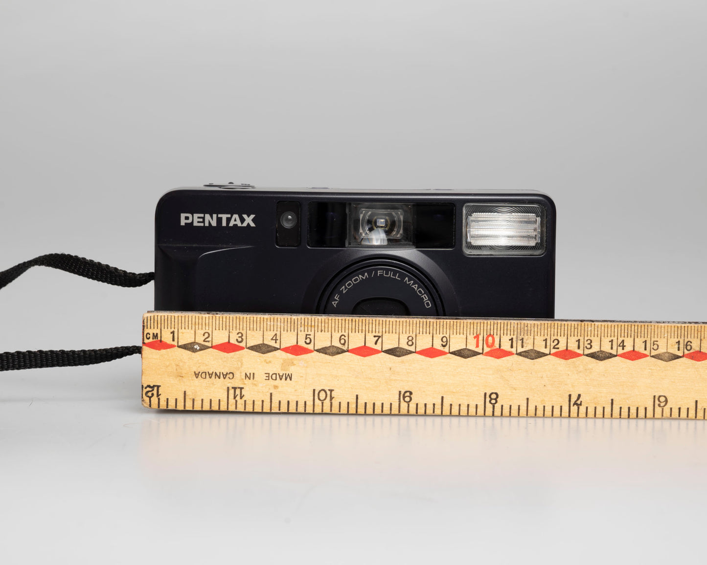 Pentax Espio 70 35mm camera (serial 8926727)