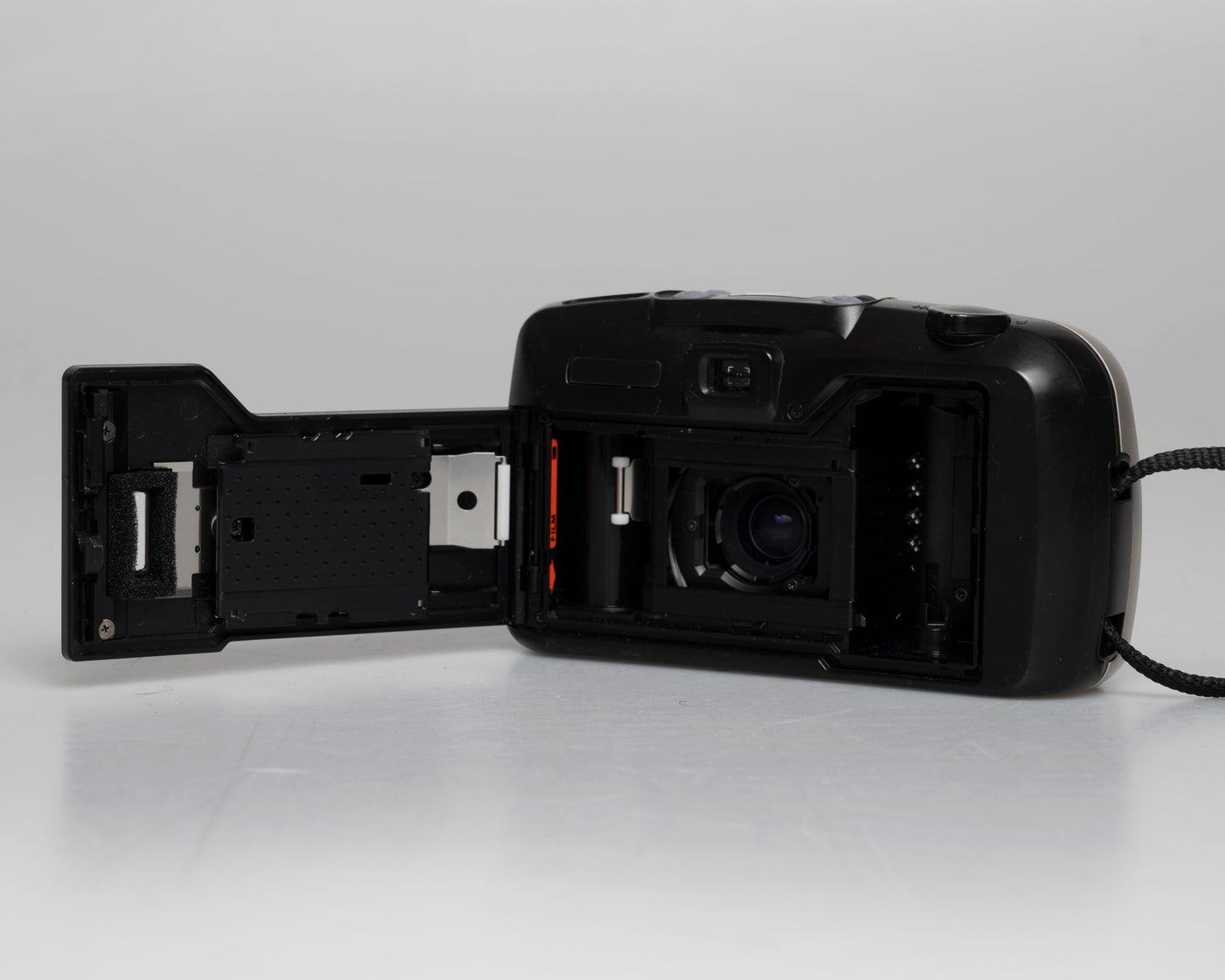 Pentax Espio 738 35mm camera (serial 7174765)