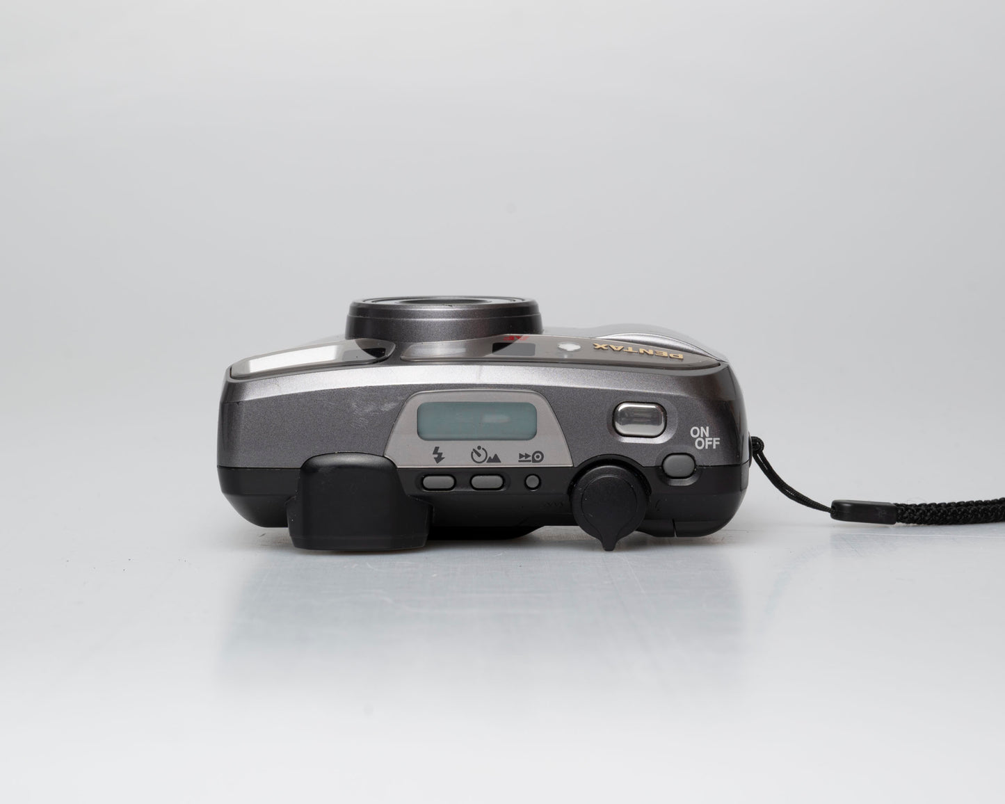 Appareil photo Pentax Espio 80V 35mm avec étui (numéro de série 4285642)