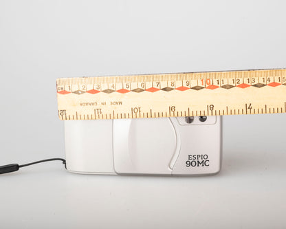 Appareil photo ultra-compact 35 mm Pentax Espio 90MC avec étui (série 9136785)