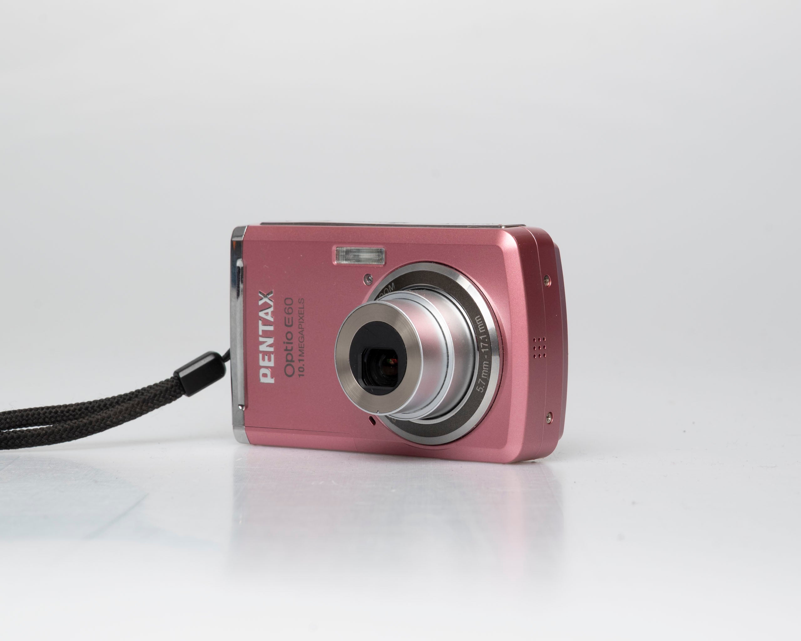Pentax Optio E60 pink 10 megapixel digicam w/ 8GB SD card + case