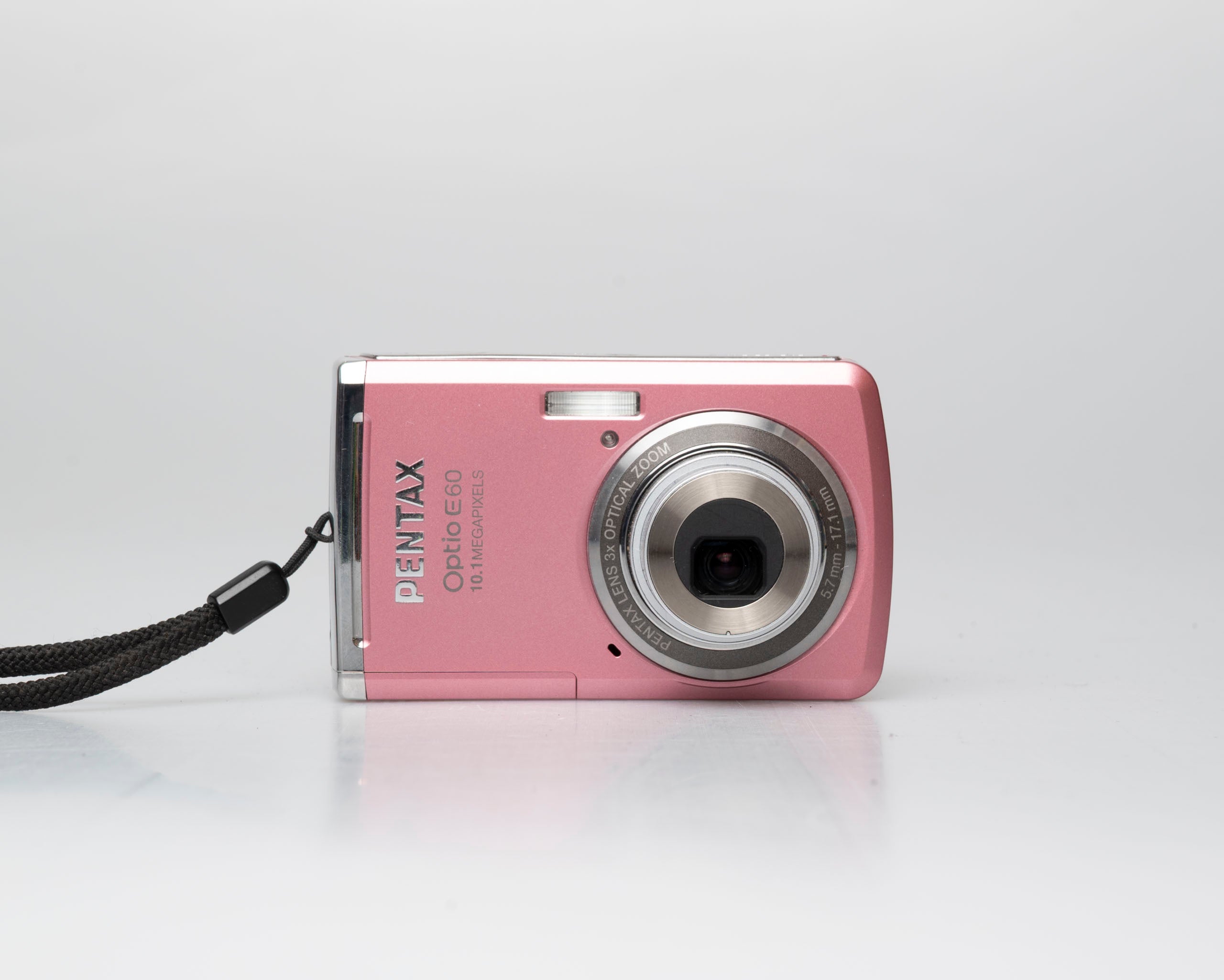 Pentax Optio E60 pink 10 megapixel digicam w/ 8GB SD card + case