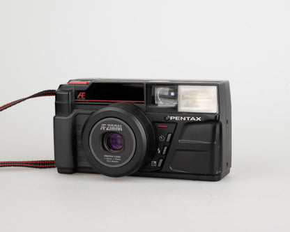 Pentax Zoom-70 (IQZoom) 35mm camera w/case (serial 5683511)
