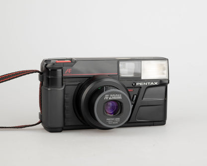 Pentax Zoom-70 (IQZoom) 35mm camera w/case (serial 5683511)
