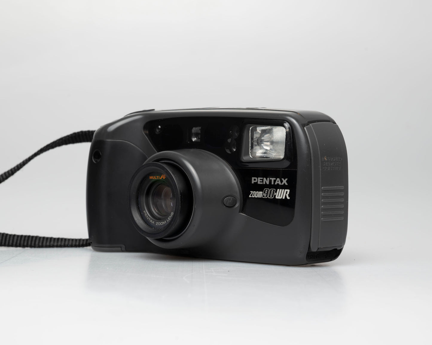 Pentax Zoom90-WR 35mm camera (serial 5597959)