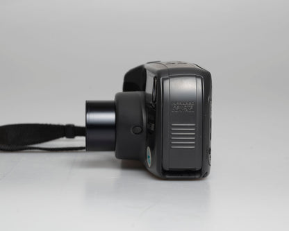 Pentax Zoom90-WR 35mm camera (serial 4957638)
