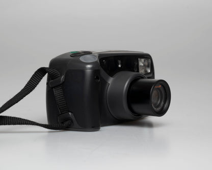 Pentax Zoom90-WR 35mm camera (serial 4957638)