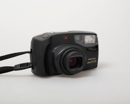 Pentax Zoom 105-R 35mm camera w/case (serial 5245413)
