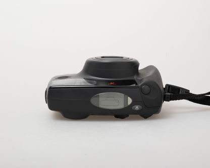 Pentax Zoom 105-R 35mm camera w/case (serial 5245413)