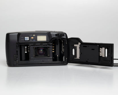 Appareil photo Pentax Zoom70-R 35mm (série 2617155)