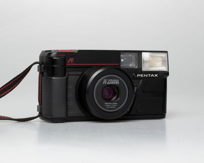 Pentax Zoom-70 (IQZoom) 35mm camera w/case (serial 5379330)