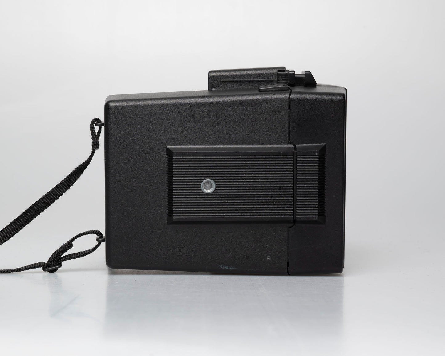 Polaroid 640 instant film camera (serial F1Z93529NB)