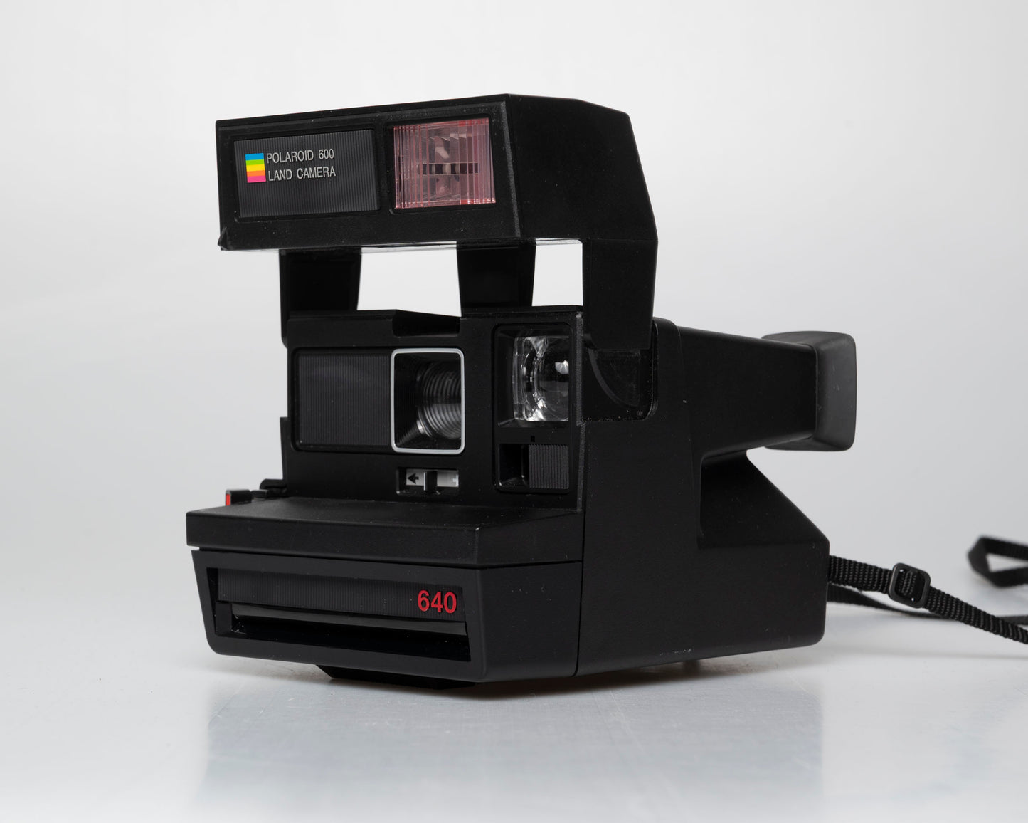 Polaroid 640 instant film camera (serial F1Z93529NB)