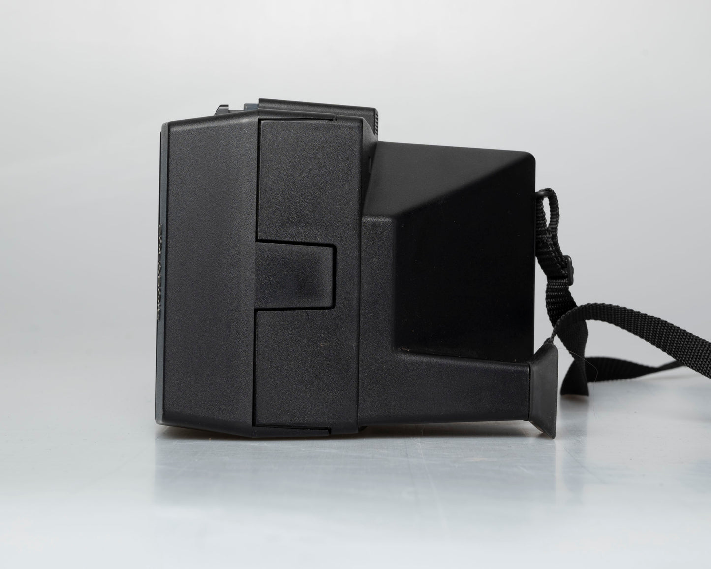 Polaroid Autofocus 660 Land Camera instant film camera (serial C2Z07326NB)