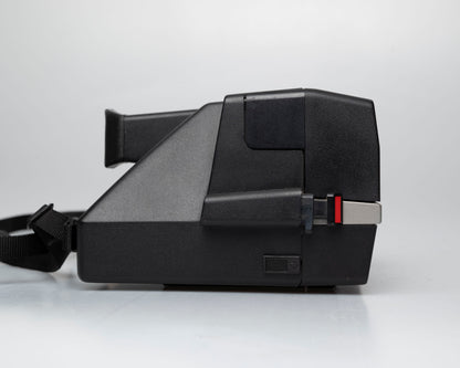 Polaroid Sun 600 LMS instant film camera (serial K4U58220NC) Made-in-USA version