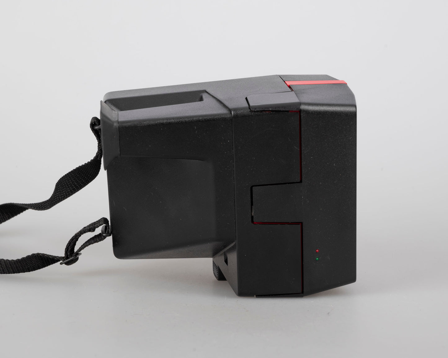Red Polaroid 600 Supercolors/Cool Cam instant camera w/ matching backpack tote (serial VD7061B)