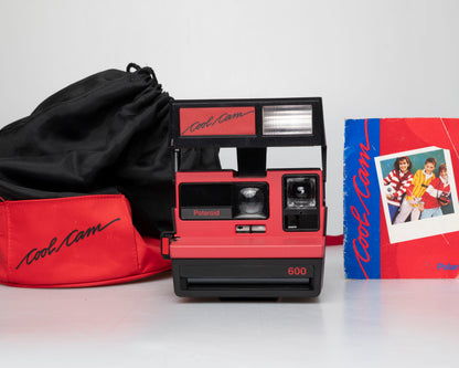 Red Polaroid 600 Cool Cam instant camera w/ matching backpack tote + manual (serial D899687VE)