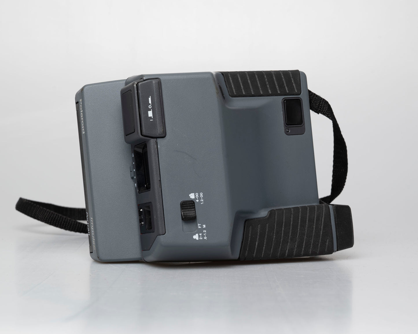 Polaroid Impulse Portrait instant film camera (serial F1M38BCYNC)