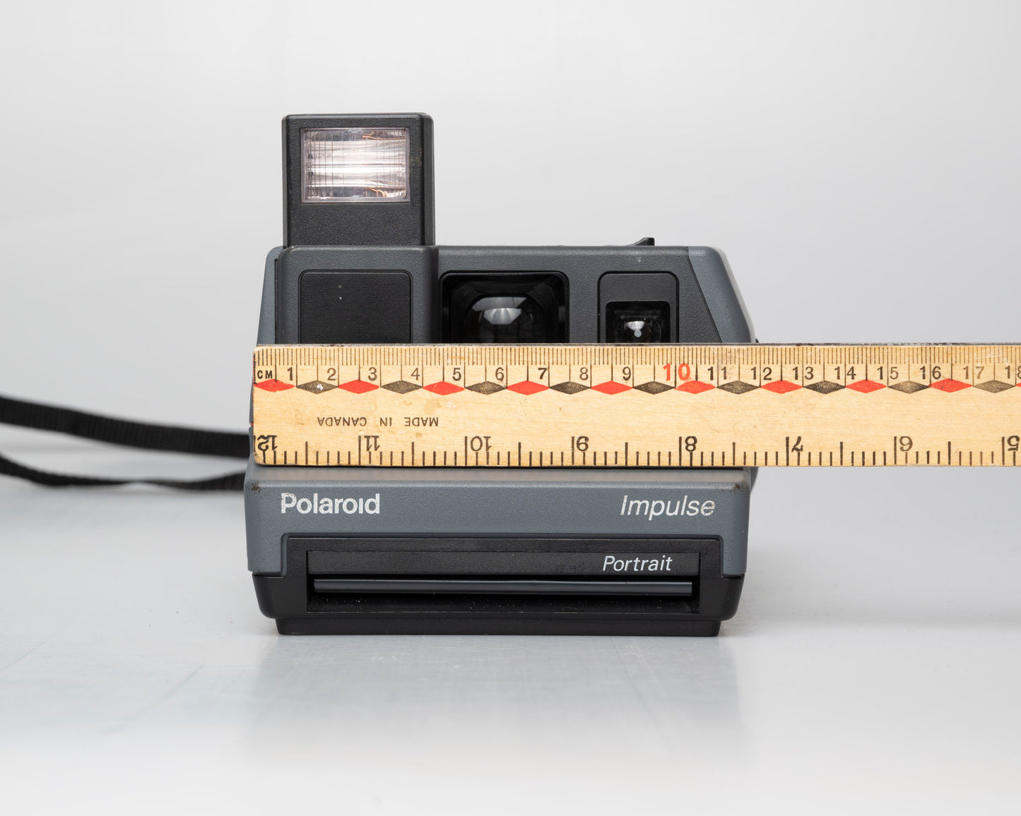Polaroid Impulse Portrait instant film camera (serial F1M38BCYNC)