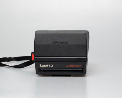 Appareil photo instantané Polaroid Autofocus 660 Land (numéro de série A5W57400ND)