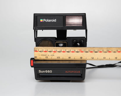 Appareil photo instantané Polaroid Autofocus 660 Land (numéro de série A5W57400ND)
