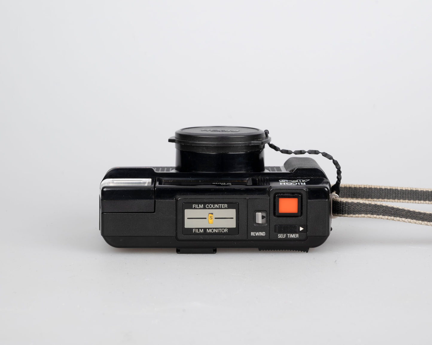 Ricoh AF-5 35mm camera w/ case (serial 77168749) | film🎞tested