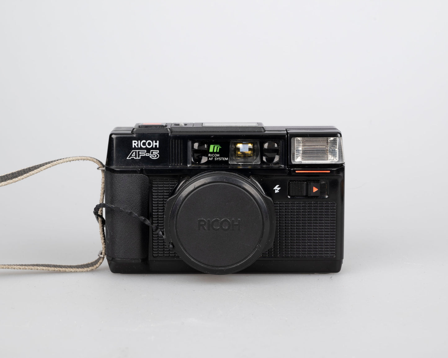 Ricoh AF-5 35mm camera w/ case (serial 77168749) | film🎞tested