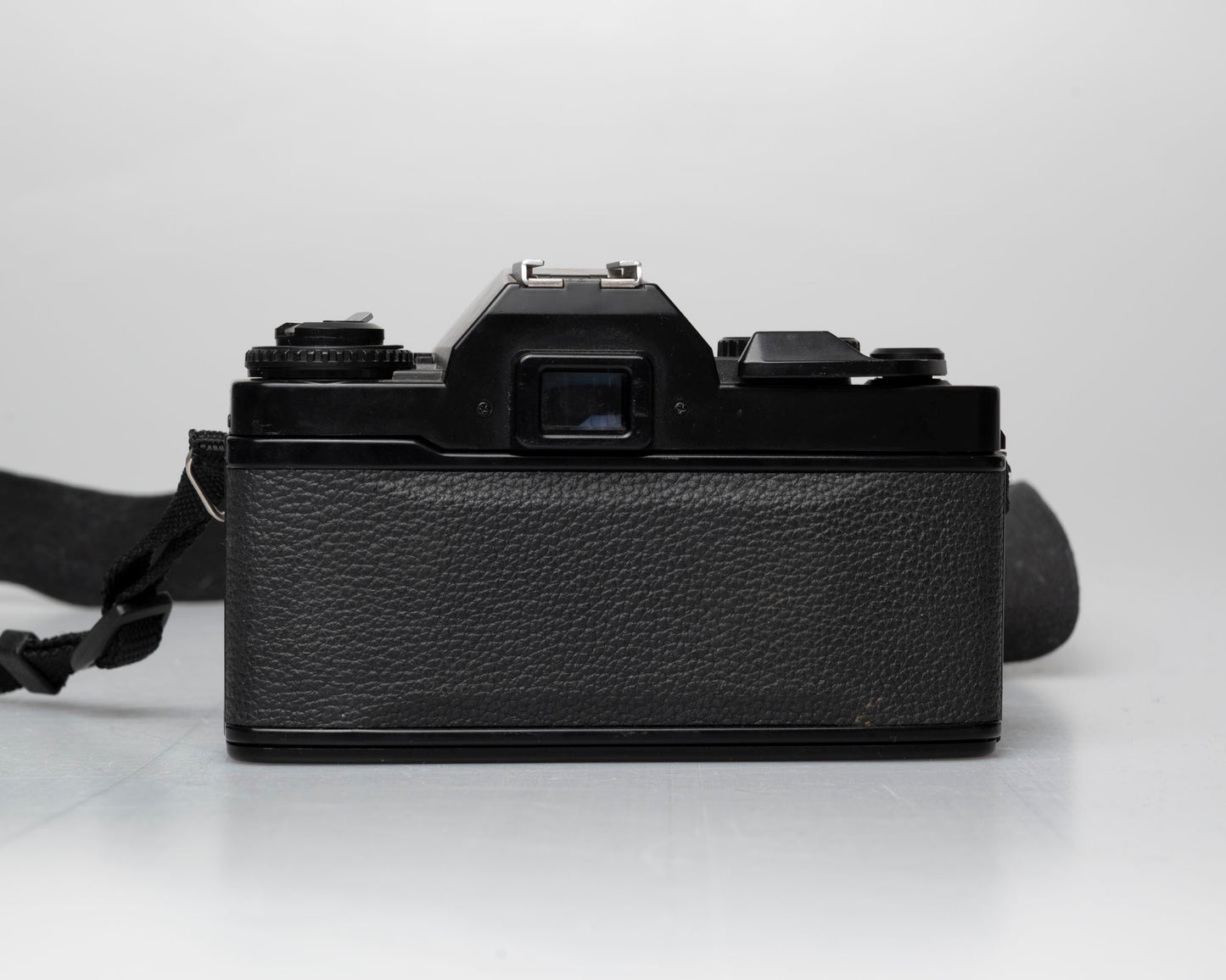 Appareil photo reflex Ricoh KR-10 Super 35mm + objectif Rikenon P 50mm 1:2