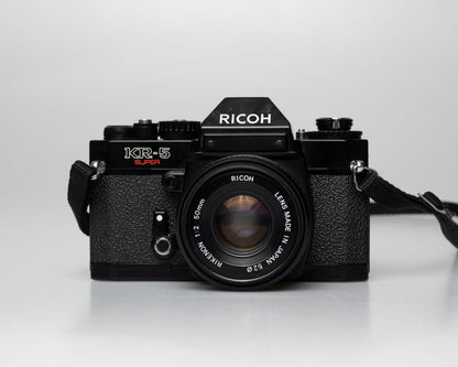 Ricoh KR-5 reflex 35mm Super avec objectif Rikenon 50mm 1:2