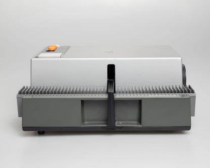 Rollei P350AF 35mm slide projector (serial 6888217)
