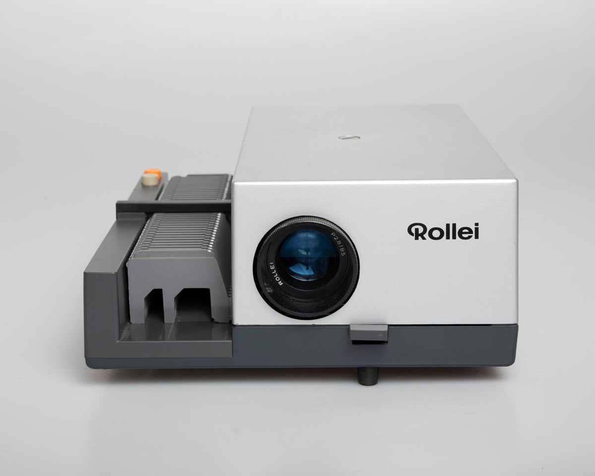 Rollei P35A 35mm slide projector w/ remote control (serial 5383334)