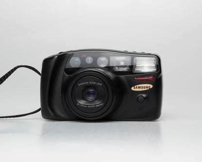 Samsung AF Zoom 1050 35mm camera w/ case + manual (serial 97101758)
