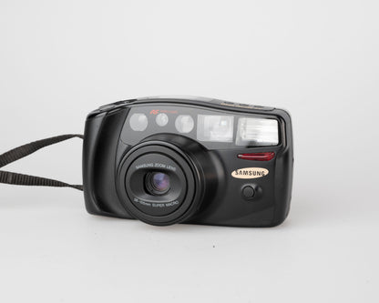 Samsung AF Zoom 1050 35mm camera w/ case (serial 97104944)