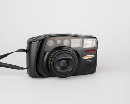 Samsung AF Zoom 1050 35mm camera w/ case (serial 97104944)