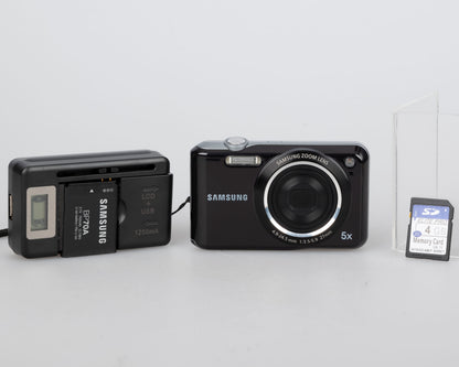 Samsung ES67 10 MP CCD sensor digicam w/ 4GB SD card + battery + charger