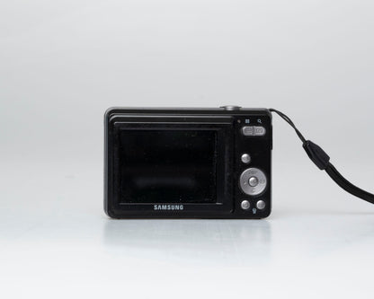 Samsung SL102 10.2 MP CCD sensor digicam w/ 2GB SD card + battery + charger (serial A1V3C908B0187L))
