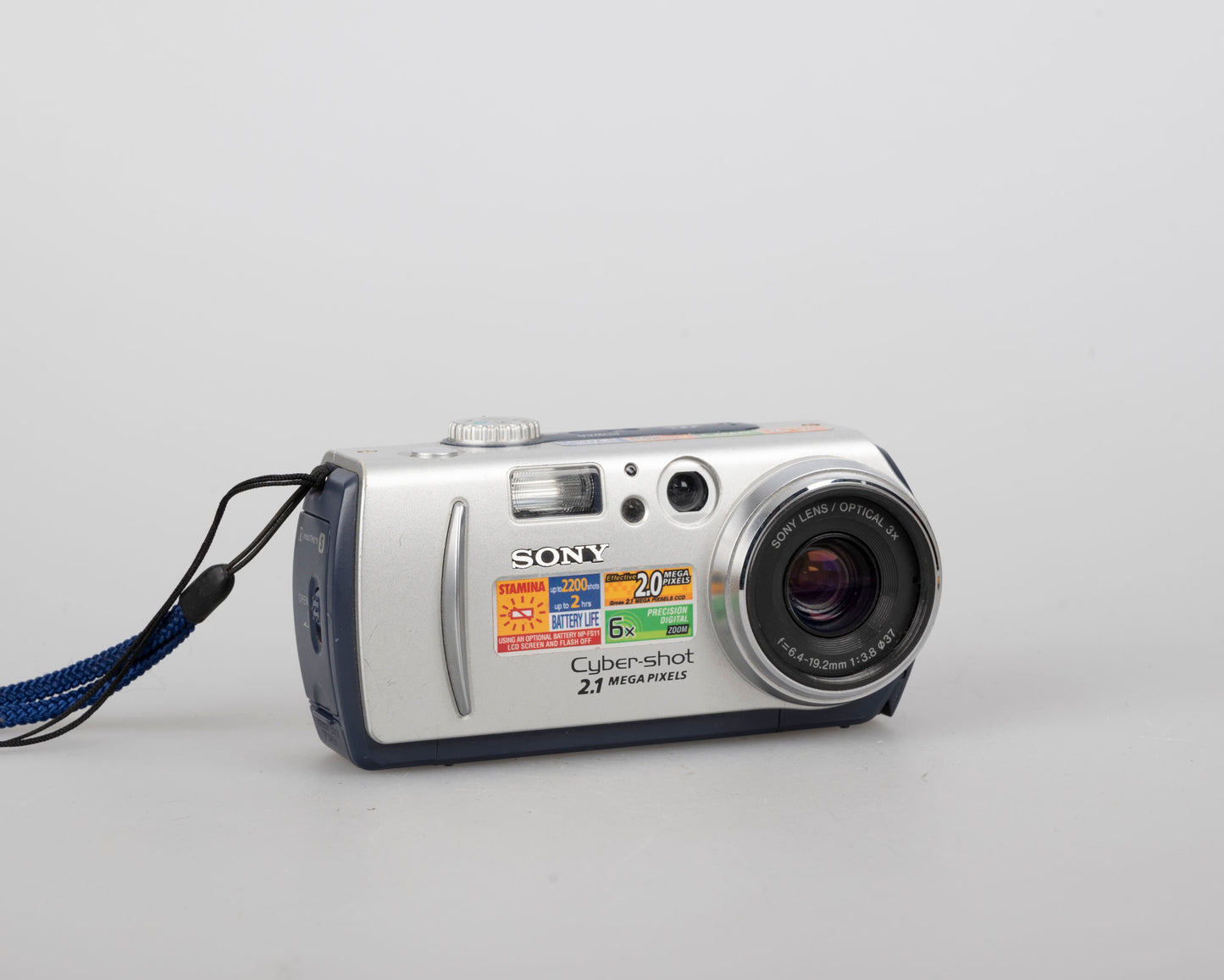 Appareil photo numérique à capteur CCD Sony Cyber-Shot DSC-P50 2,1 MP (utilise des piles AA + des cartes Memory Stick)