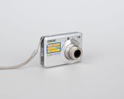 Sony Cyber-Shot DSC-S730 7.2 MP digicam w/ 2 GB memory card (uses AA batteries)