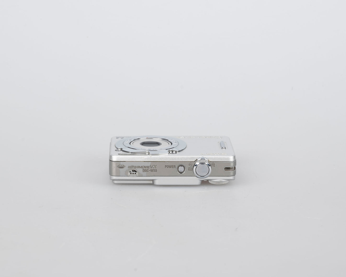 Appareil photo numérique Sony Cyber-Shot DSC-W55 7,2 MP avec carte mémoire 2 Go + chargeur + batterie + étui