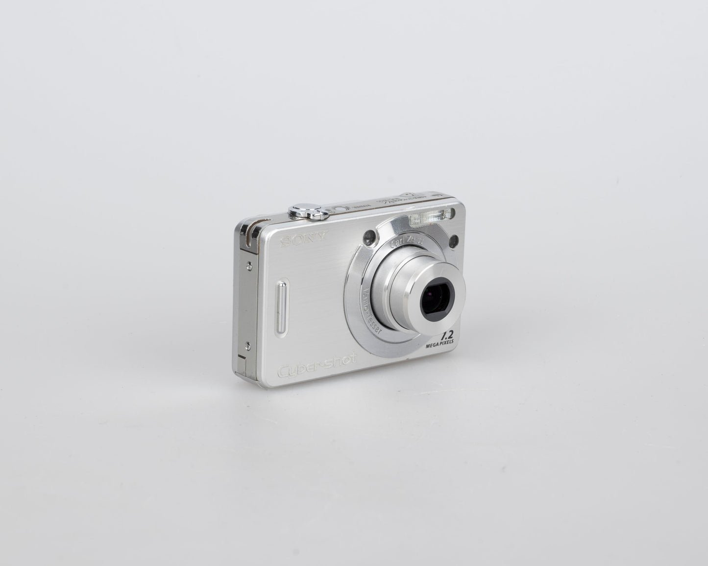 Appareil photo numérique Sony Cyber-Shot DSC-W55 7,2 MP avec carte mémoire 2 Go + chargeur + batterie + étui