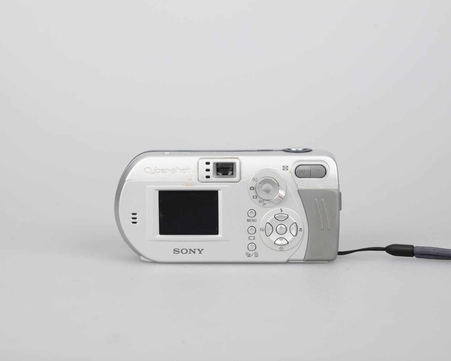 Sony Cyber-Shot DSC-P72 3.1 MP CCD sensor digicam w/ 16MB Memory Stick card + original case (uses AA batteries)