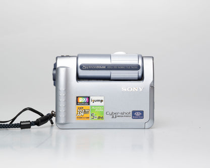 Sony Cyber-Shot DSC-F55DX appareil photo numérique 3,3 MP avec carte Memory Stick de 64 Mo + batterie + chargeur