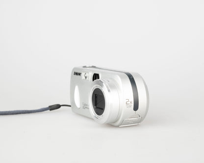Appareil photo Sony Cyber-Shot DSC-P52 3.1 MP capteur CCD avec carte Memory Stick 16 Mo (utilise des piles AA)